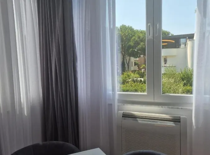 Pearl Adriatic Coast 2 Apartment Golem (Tirana)